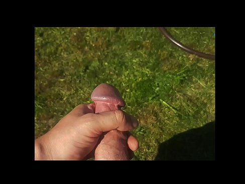 ❤️ Warm hottie laat haar pienk poesie naai en kom met 'n spuit in 'n somertuin ❤ Harde pornografie by porn af.kassavrn.ru ❤