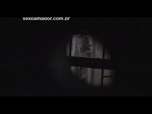 ❤️ Blondie word in die geheim video-opgeneem deur 'n buurtvoyeur wat agter hol bakstene versteek is ❤ Harde pornografie by porn af.kassavrn.ru ❤